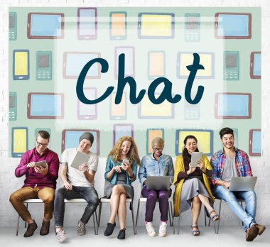 İnsanlar dijital araçları tarama  