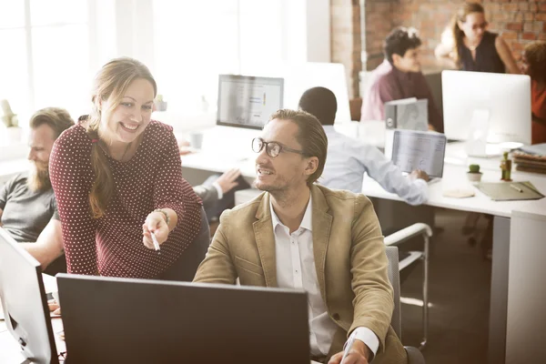 Gente de negocios trabajando —  Fotos de Stock