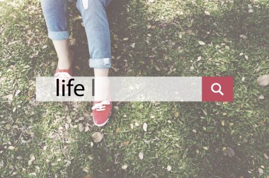 Kadının ayak arka plan üzerinde 