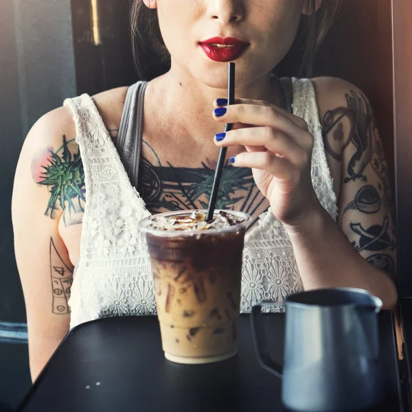 Woman Drinking beverage — Stock Photo, Image