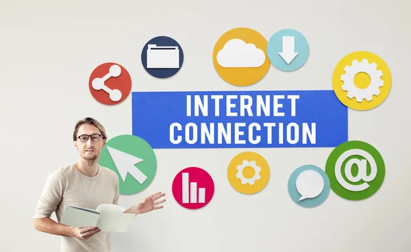 Om de afaceri care lucrează cu Internet Connection — Fotografie, imagine de stoc