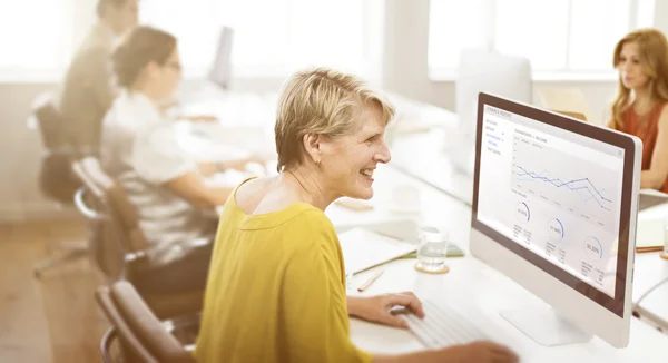 Business people working at office — Stock Photo, Image