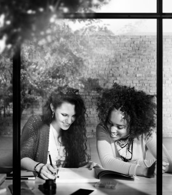 Öğrenme eğitim kızlar