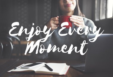 Kadın defter ile portresi