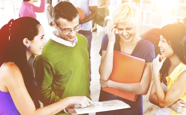 College students talking in the Classrom — Stock Photo, Image