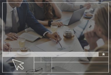 insanlar hakkında mesaj tartışıyor