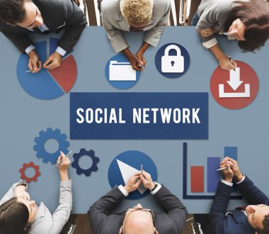 Ofiste çalışan iş adamları