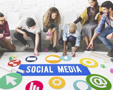 Kattaki insanlar çizim afiş 