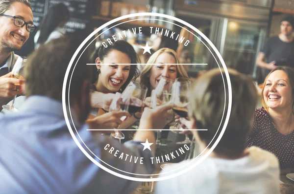 Best friends drinking together — Stock Photo, Image