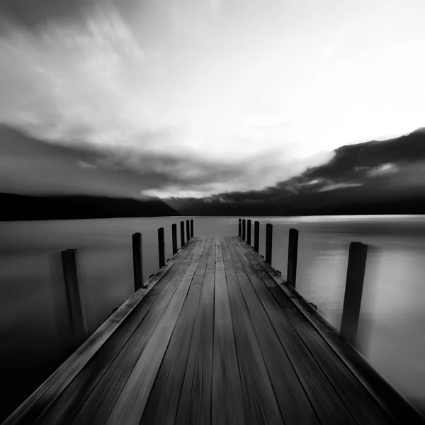 Lake with jetty in New Zealand — Stock Photo, Image