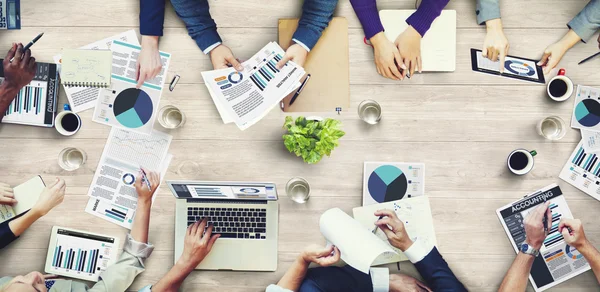 Gente de negocios trabajando — Foto de Stock