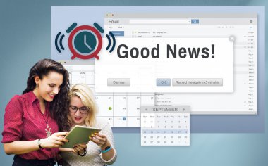 Kızlar tablet kullanma 