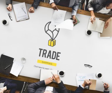 iş adamları müzakere masasına çalışma