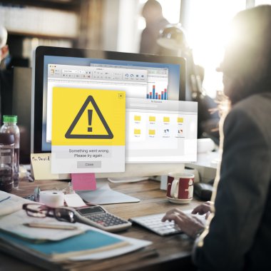 işkadını monitörde arıyorsunuz