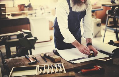 Studio çizim ustası