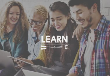 Dijital aygıtları ile güzel insanlar 