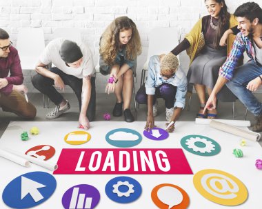 Kattaki insanlar çizim afiş 