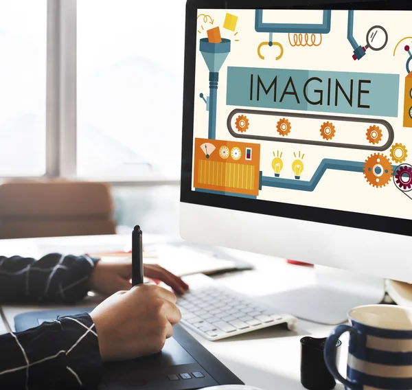 Woman working with computer — Stock Photo, Image