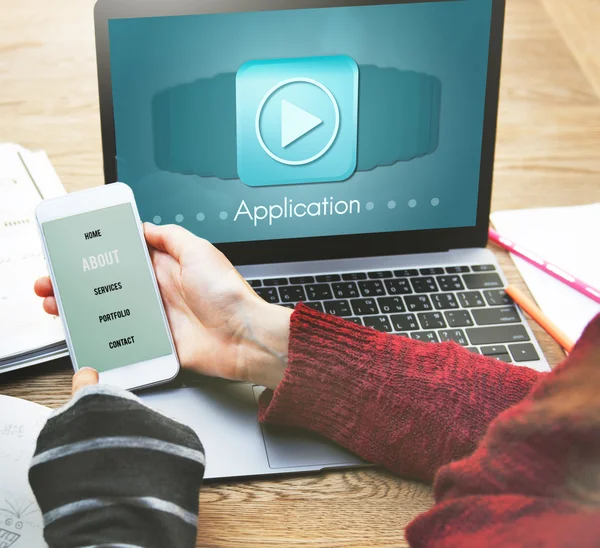 Woman working with digital devices — Stock Photo, Image