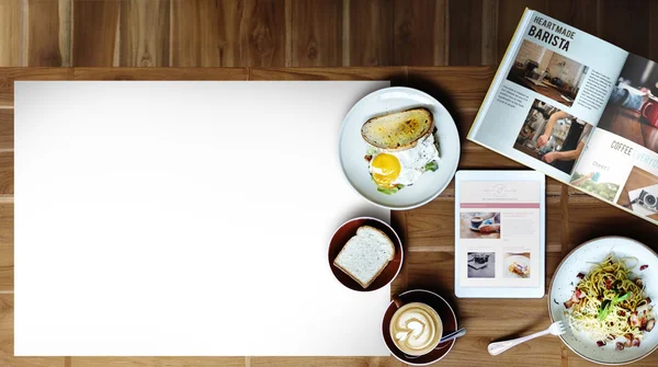 Ontbijt, eten bij Cafe Concept — Stockfoto
