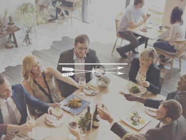 Öğle Yemeği arkadaşlar 