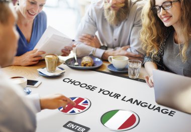 Seçin Your dil hakkında tartışmaya insanlar