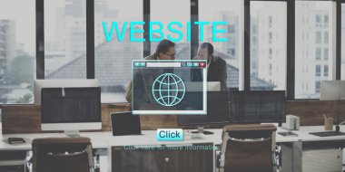 Tartışırken meslektaşları ve Web sitesi