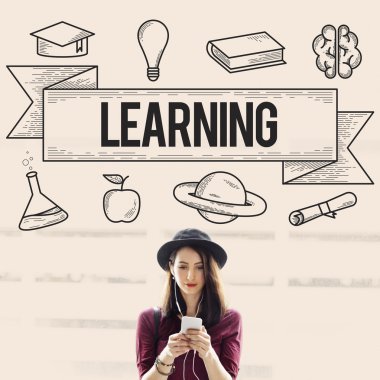 Dijital aygıt kavramı kullanan kadın