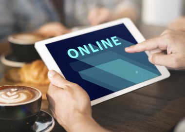 Kişi dijital Tablet ile