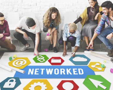 Kattaki insanlar çizim afiş 