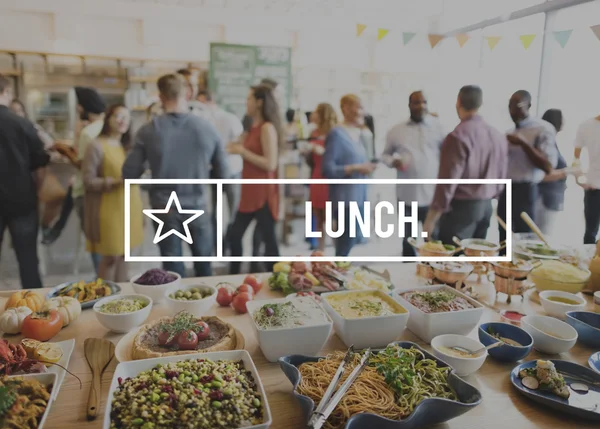 People eating reception food — Stock Photo, Image