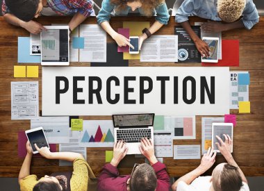 insanlar içinde dijital cihazlar tarama