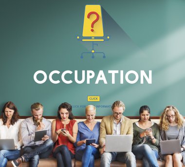 Çeşitlilik insanlarla dijital cihazlar