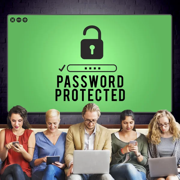 Menschen sitzen mit Geräten und Passwort geschützt — Stockfoto