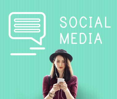 kadın holding akıllı telefon