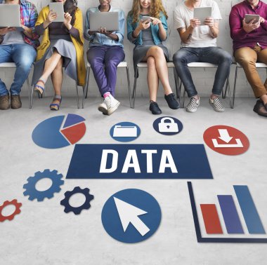 İnsanlar dijital araçları tarama