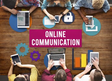 insanlar içinde dijital cihazlar tarama