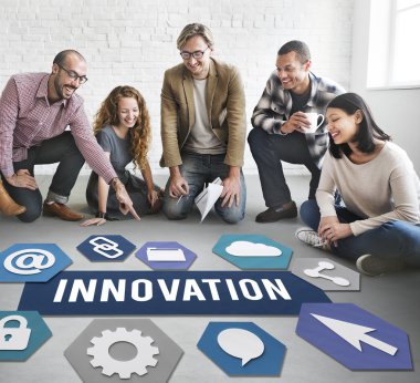 Poster ve yenilik çalışma tasarımcılar