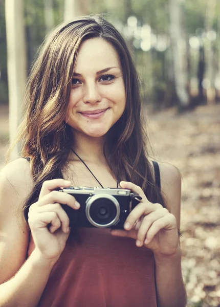 Fotós lány kamerával — Stock Fotó