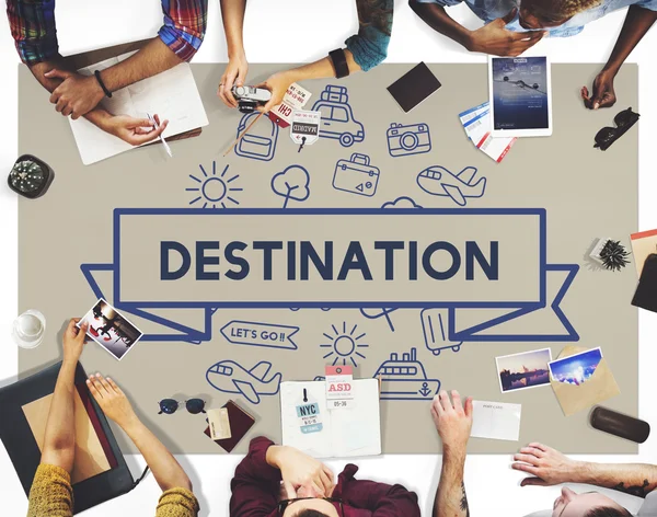 Grup masada oturan insan 