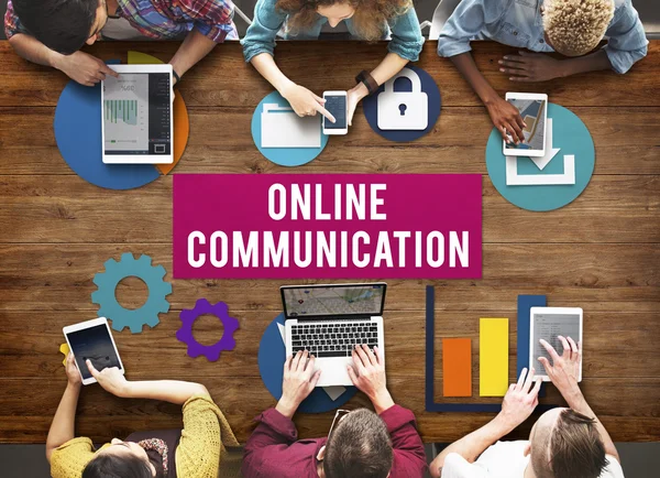 insanlar içinde dijital cihazlar tarama