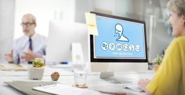 Ofiste çalışan iş adamları