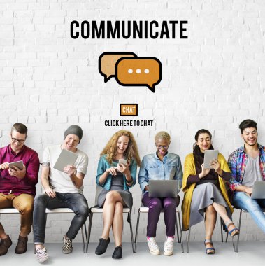 İnsanlar dijital araçları tarama