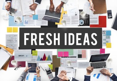 Ofiste çalışan iş adamları  