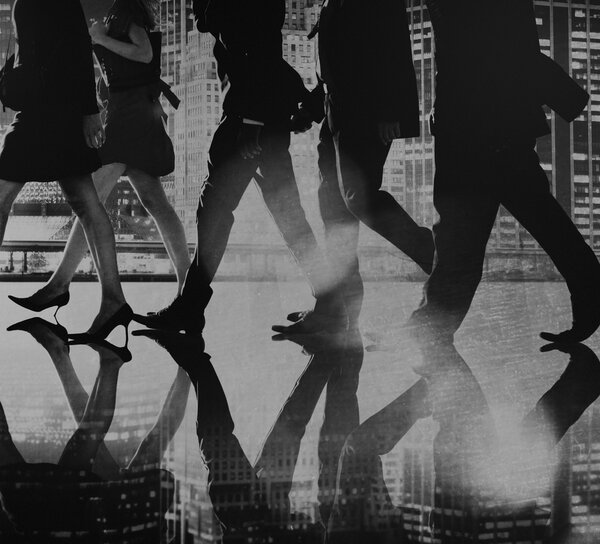 Группа деловых людей
