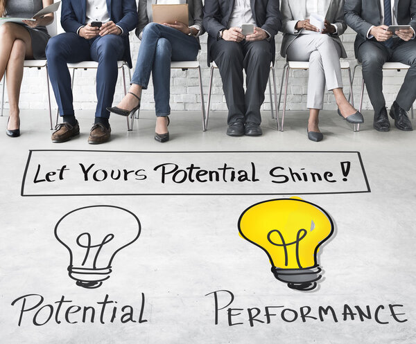 деловые люди в ожидании встречи