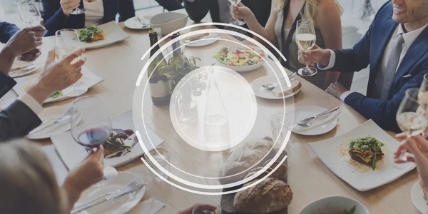 Mensen uit het bedrijfsleven in het Restaurant — Stockfoto