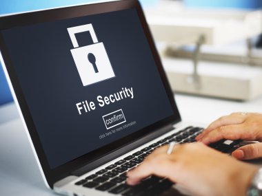 Ofiste çalışan kişi