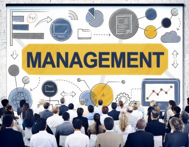 İş adamları kurumsal tartışma sırasında