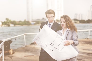 Planlama ve inşaat Mimarlar tartışmak